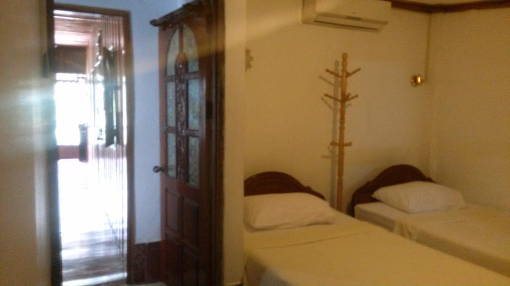 Phousi 2 Guesthouse Luang Prabang Extérieur photo